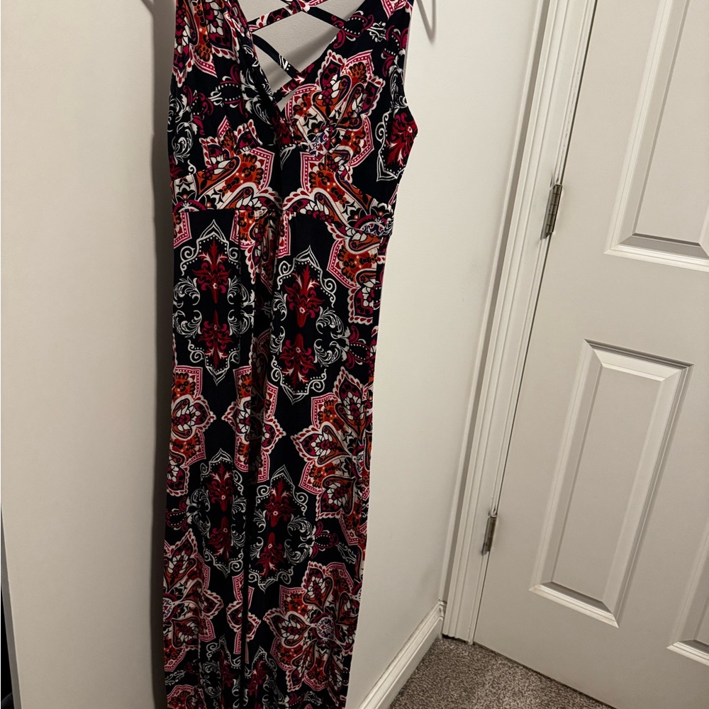 Elegant Dark Blue and Red Patterned Maxi Dress
